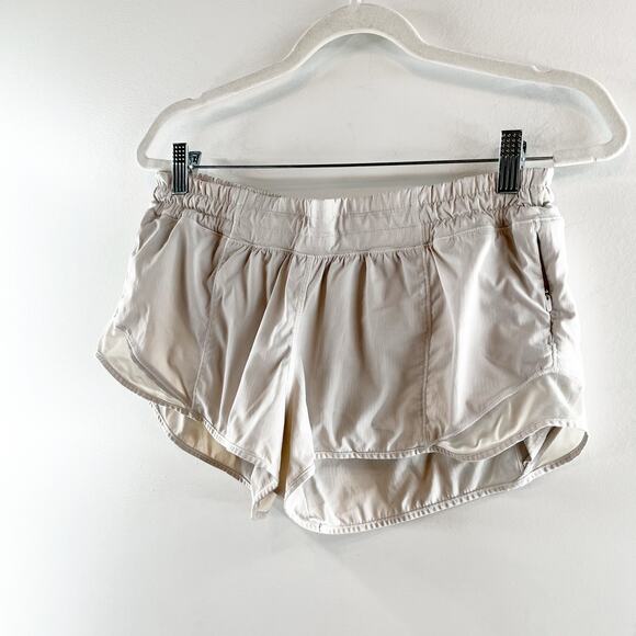 Lululemon Hotty Hot Short II 2.5" White Barely Beige 8 - Picture 5 of 8